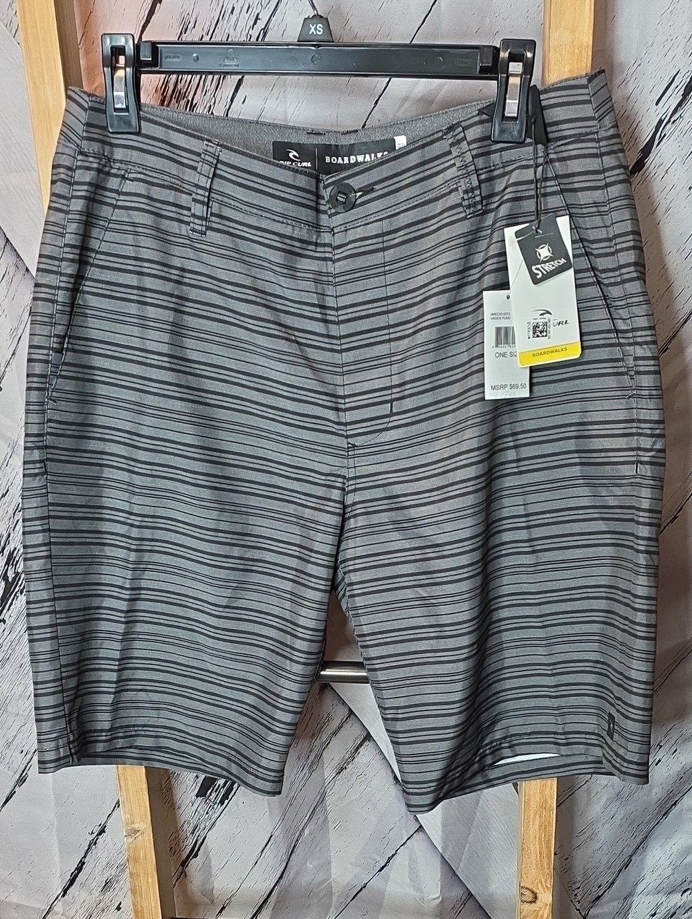 Rip Curl Men's Gray Striped Flat Front Shorts Mid Length 20in, Size 31